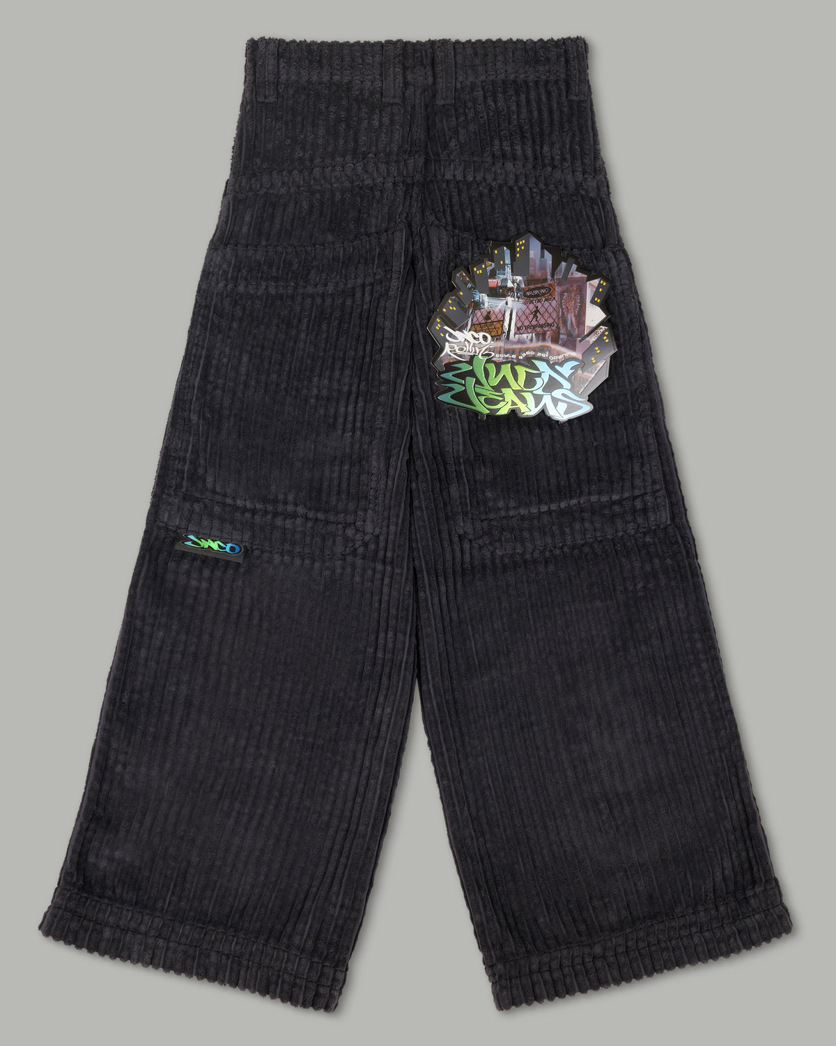 Rollin. 26". 2 Wale Corduroy. Magnet.
