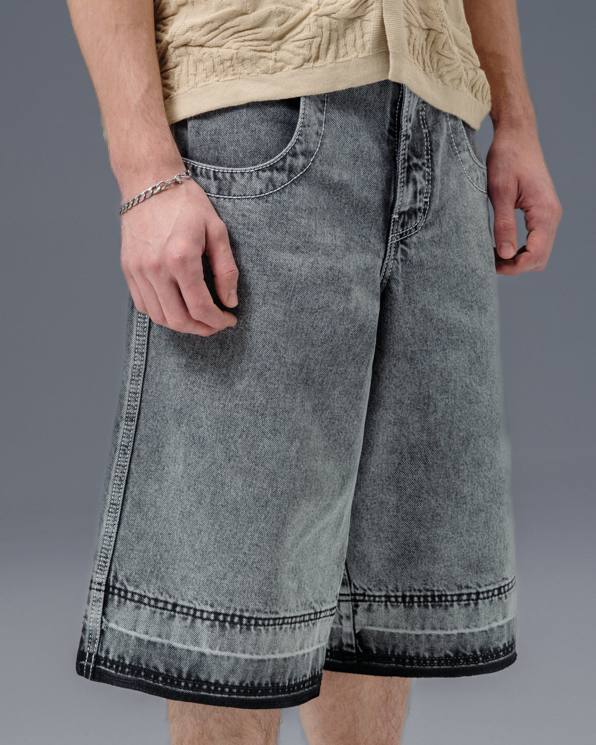 101 Twin Cannon Shorts. 16" Inseam. Black Vintage.