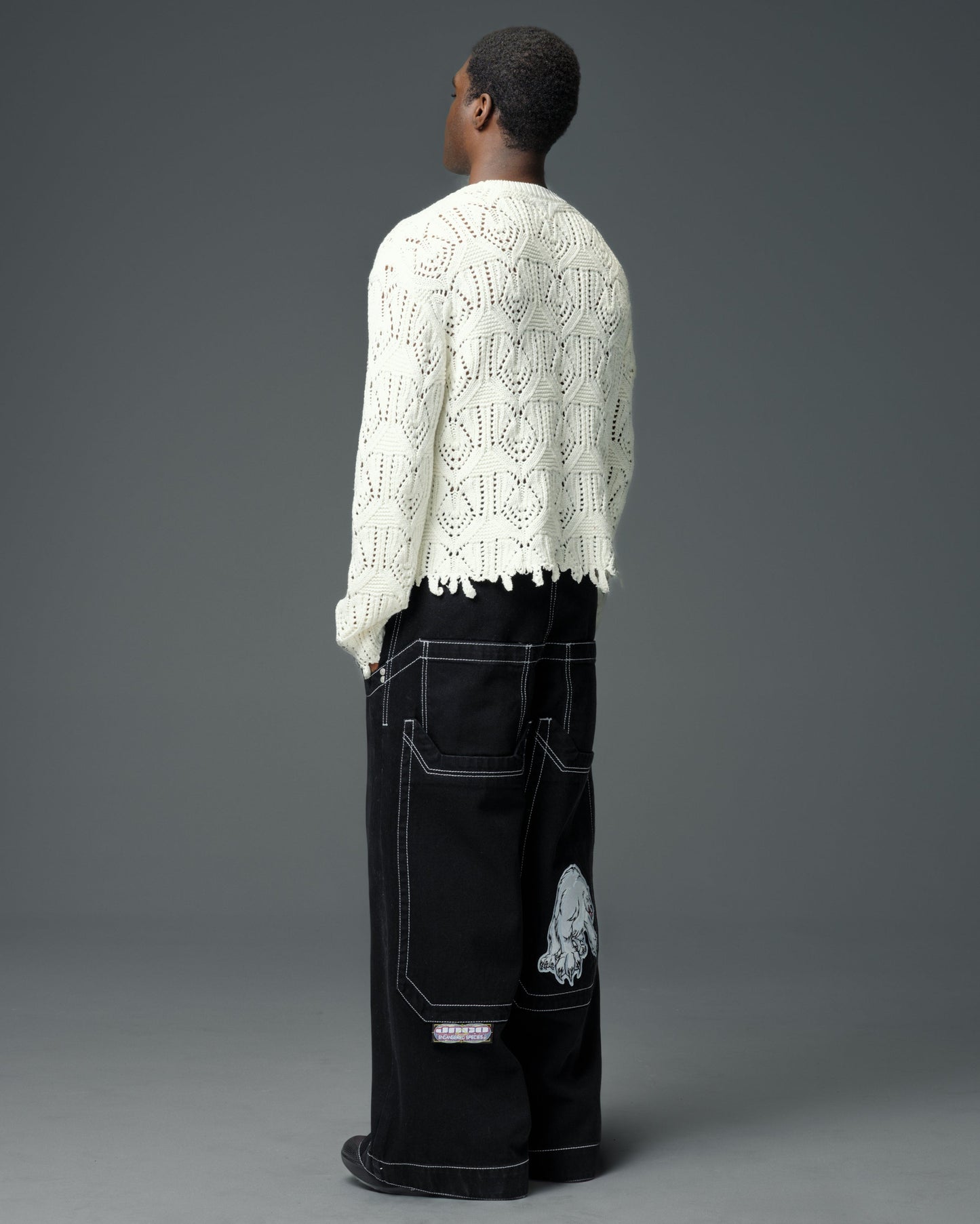 Polar Bear. 28". Jet Black.