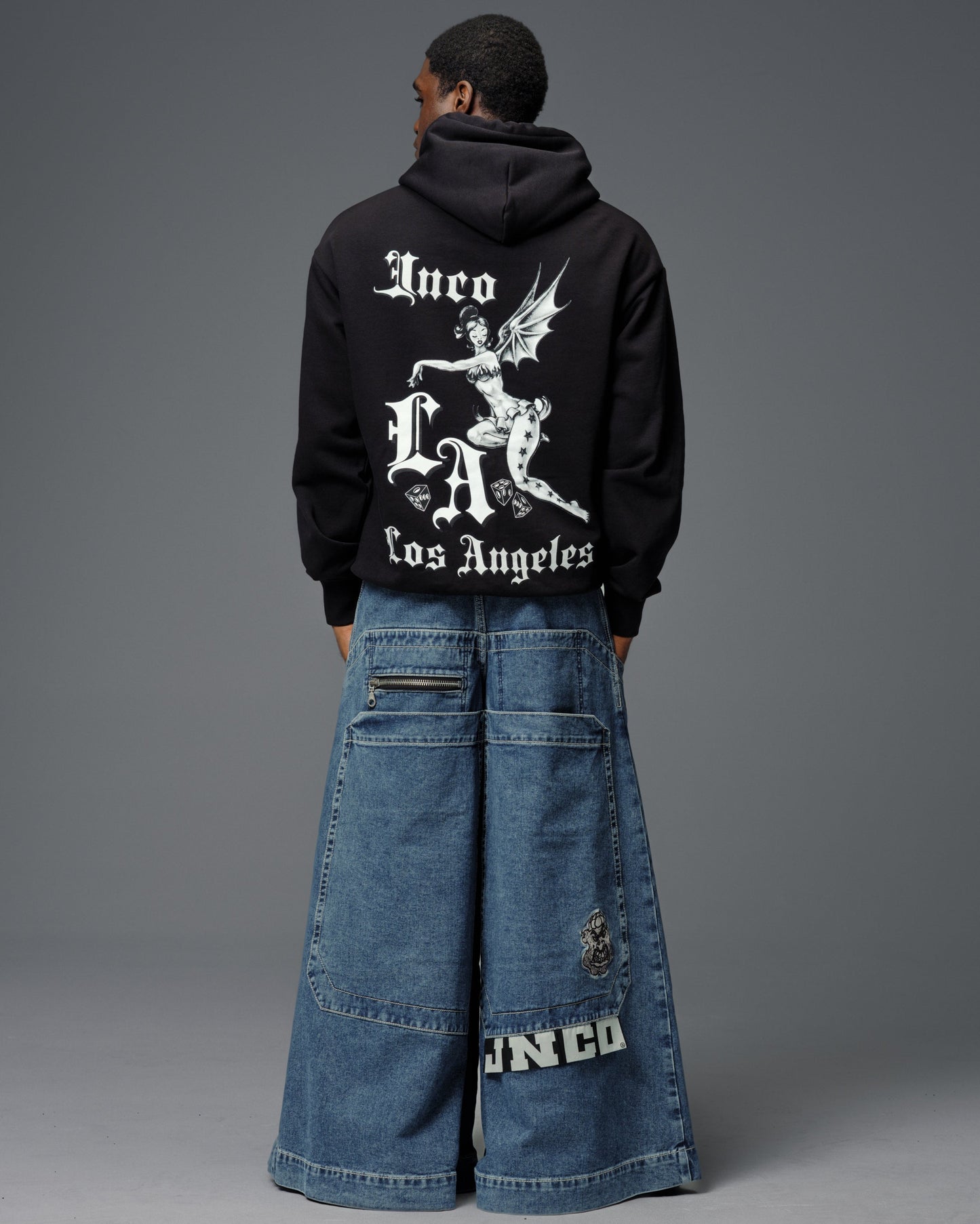 Thug. 50". Dark Stone.