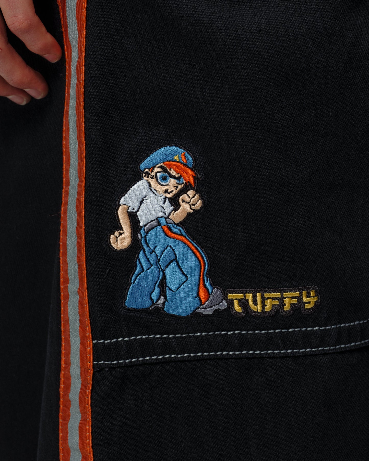 Tuffy. 23". Jet Black.