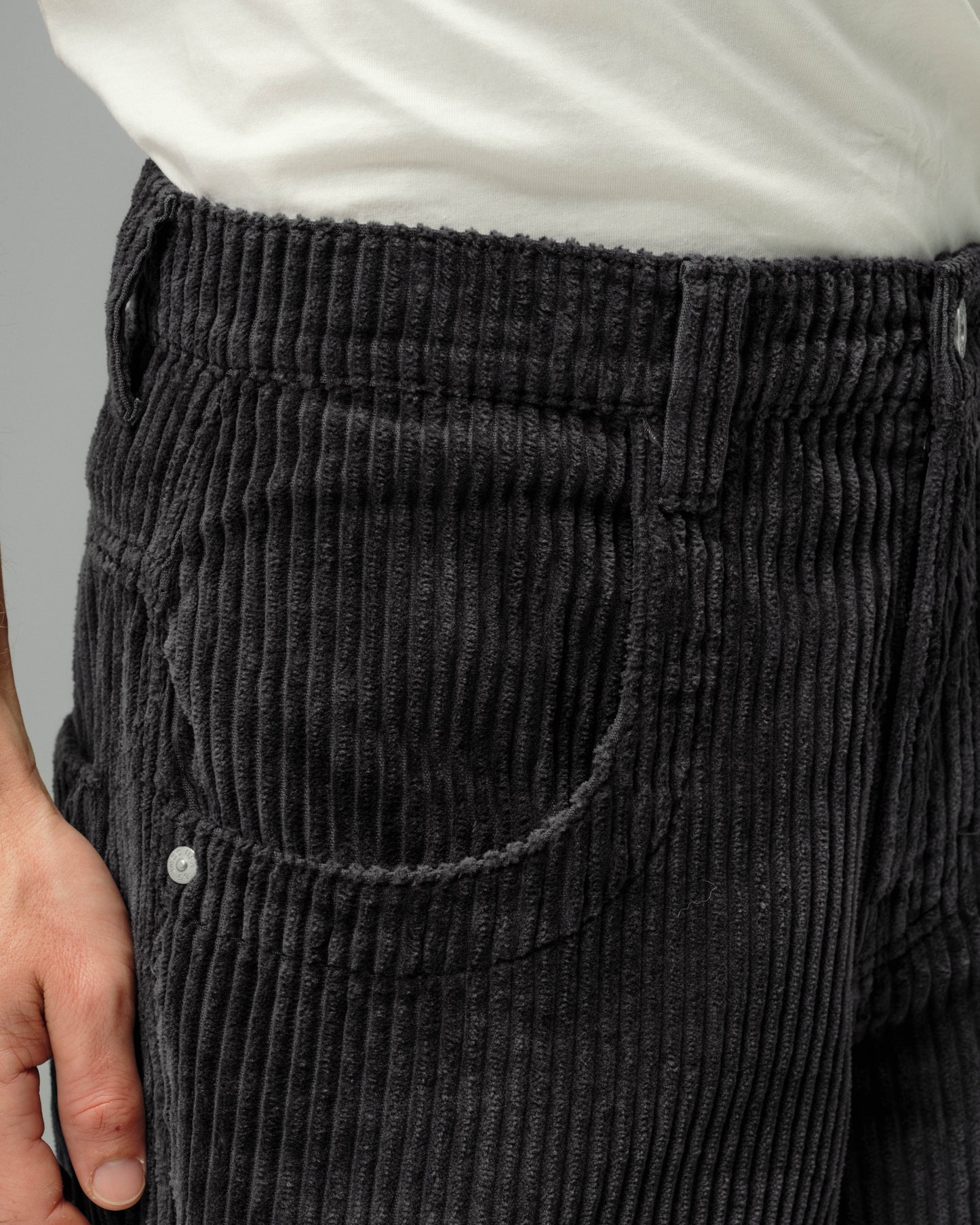101 Twin Cannon. 26". 4 Wale Corduroy. Magnet.