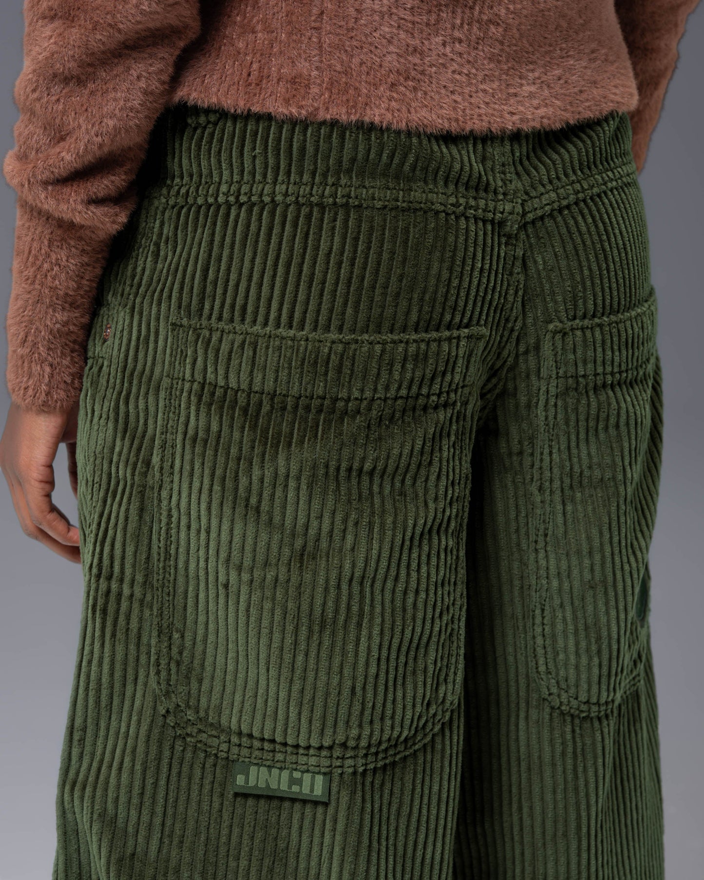 W101 Twin Cannon. 26". 4 Wale Corduroy. Moss.